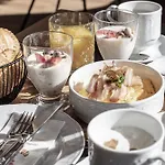 Garni Rustica Otel Sölden