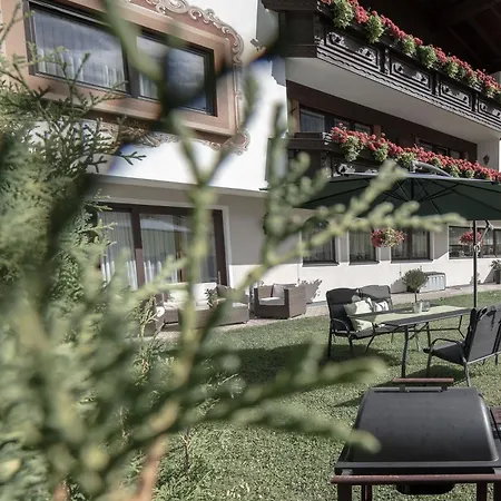 Rustica Alpine Hotel