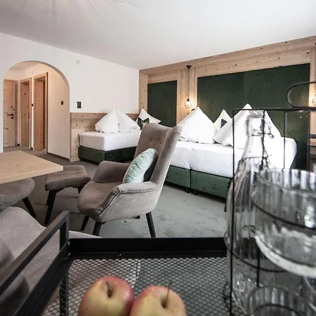 Hotel Rustica Alpine