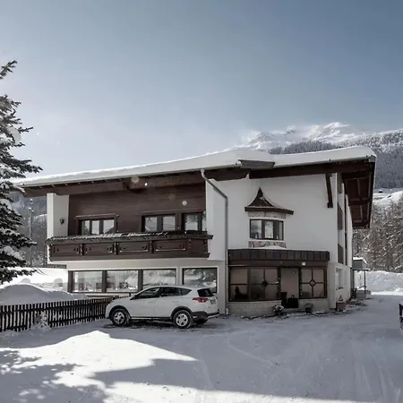 Rustica Alpine 3*