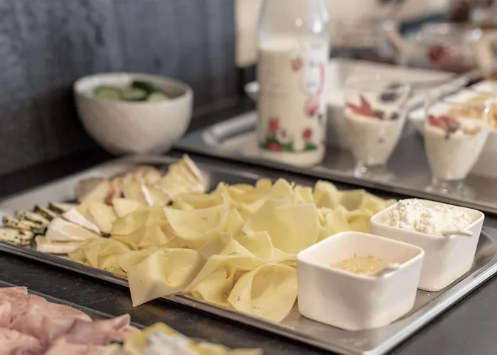 Garni Rustica Готель