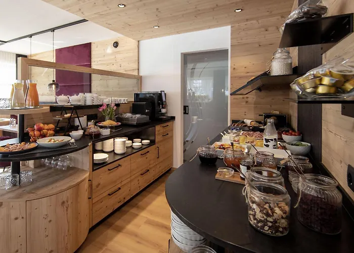 Hotel Garni Rustica Solden