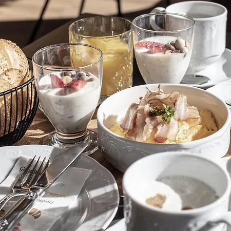 Garni Rustica Ξενοδοχείο Ζόλντεν